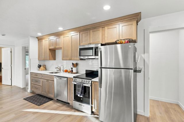 6924 E 11th Ave, Spokane Valley, WA 99212