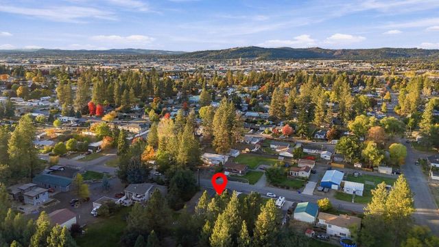 6924 E 11th Ave, Spokane Valley, WA 99212