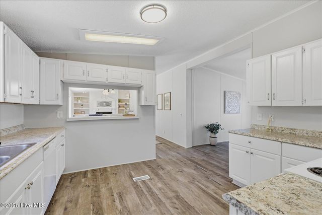 216 Oak Grove Drive, Hampstead, NC 28443