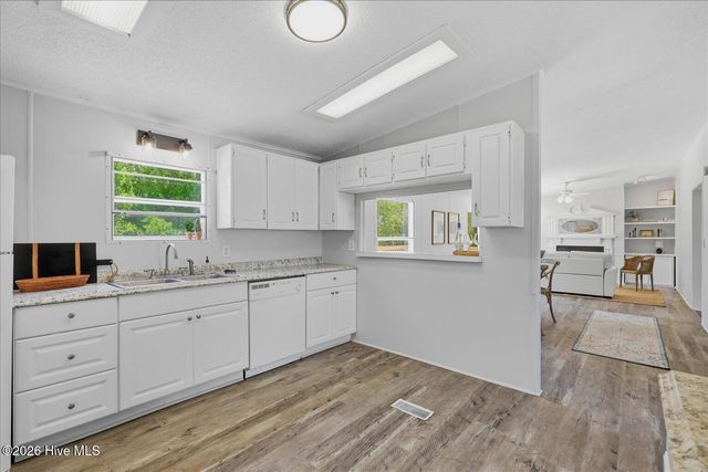 216 Oak Grove Drive, Hampstead, NC 28443
