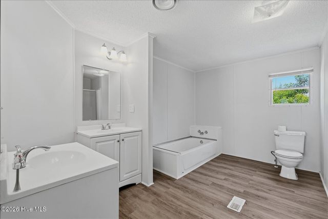 216 Oak Grove Drive, Hampstead, NC 28443