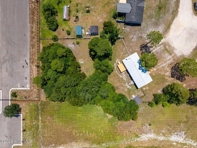 216 Oak Grove Drive, Hampstead, NC 28443