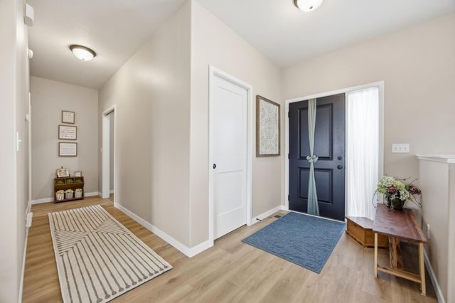 4810 Lilac Drive, West Fargo, ND 58078