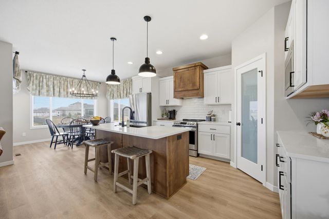 4810 Lilac Drive, West Fargo, ND 58078