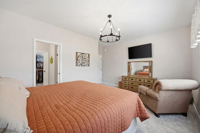 4810 Lilac Drive, West Fargo, ND 58078