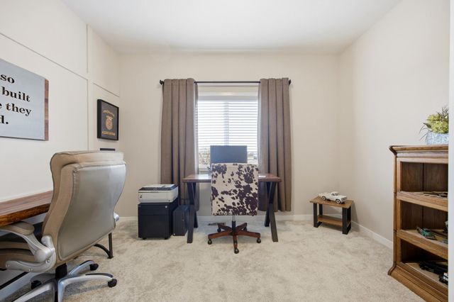 4810 Lilac Drive, West Fargo, ND 58078