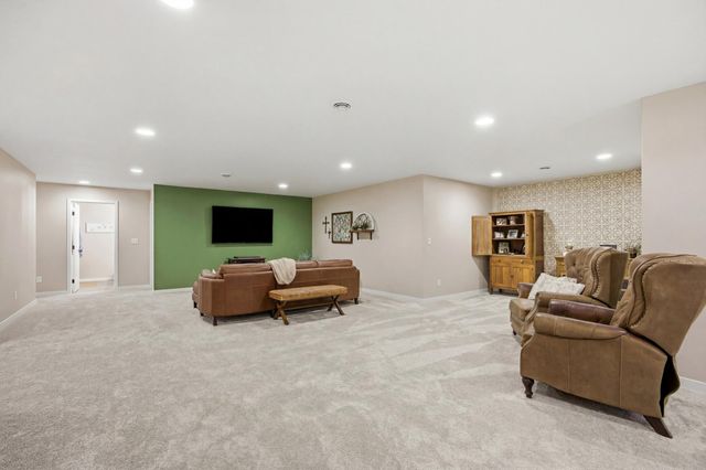 4810 Lilac Drive, West Fargo, ND 58078