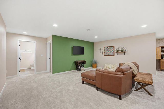 4810 Lilac Drive, West Fargo, ND 58078