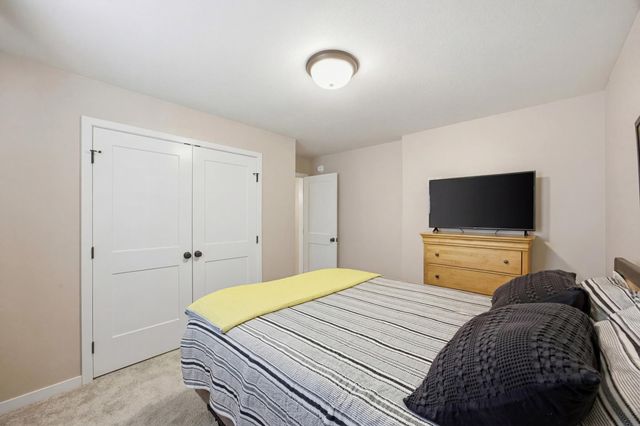 4810 Lilac Drive, West Fargo, ND 58078