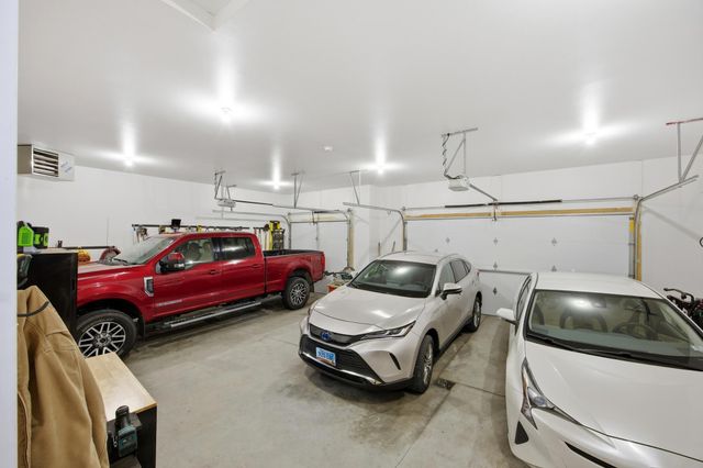 4810 Lilac Drive, West Fargo, ND 58078