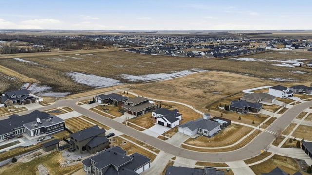 4810 Lilac Drive, West Fargo, ND 58078