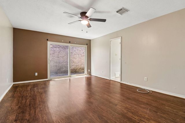 17231 Meadow Butte Drive, Houston, TX 77090