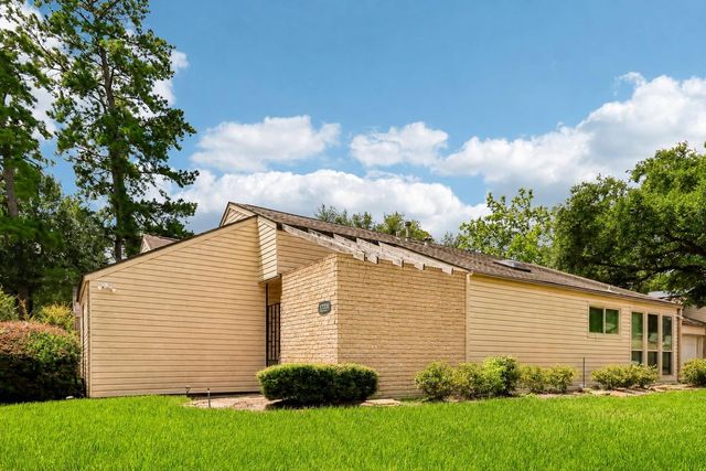 17231 Meadow Butte Drive, Houston, TX 77090