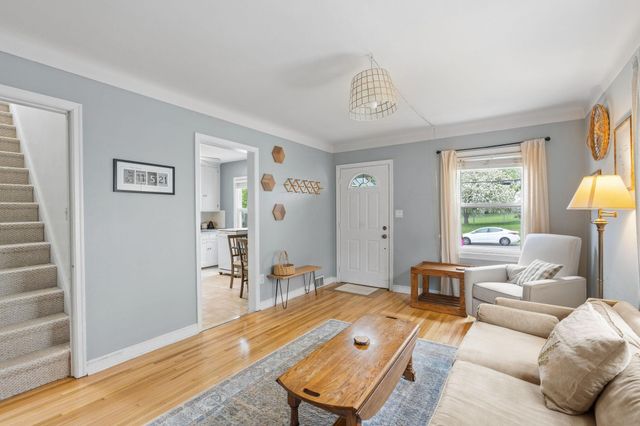 264 Haskell Street E, West Saint Paul, MN 55118