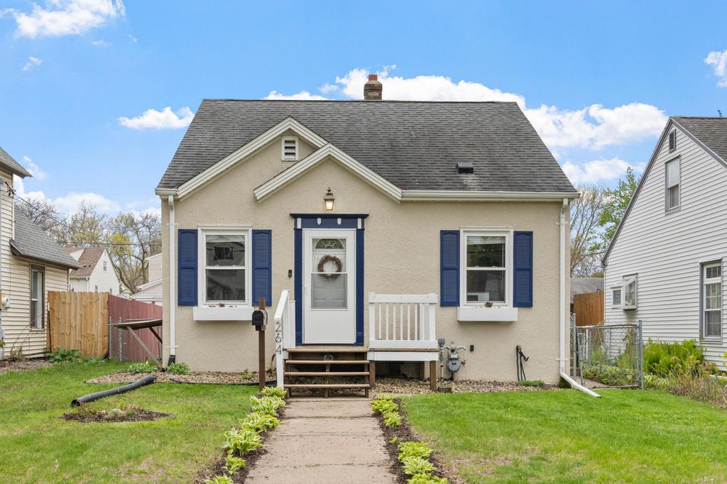 264 Haskell Street E, West Saint Paul, MN 55118