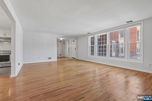 1018 Palisade Avenue 3, Fort Lee, NJ 07024