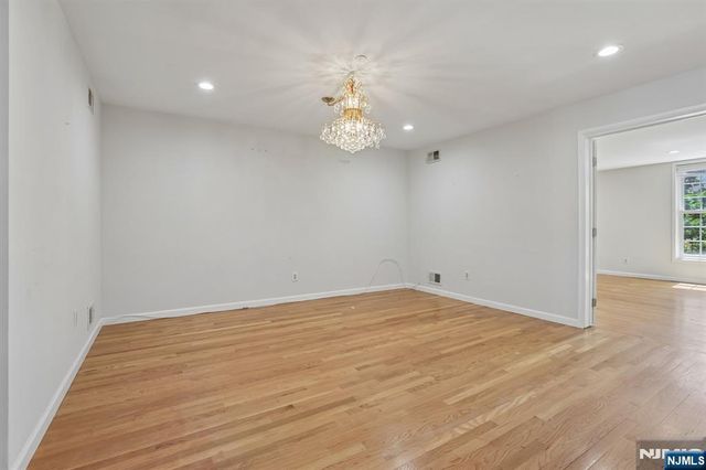 1018 Palisade Avenue 3, Fort Lee, NJ 07024