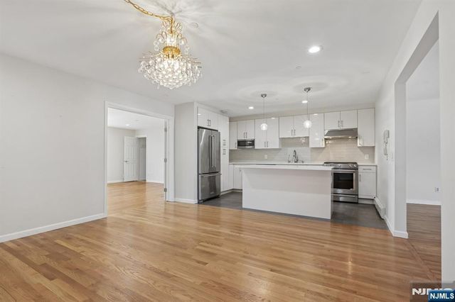 1018 Palisade Avenue 3, Fort Lee, NJ 07024
