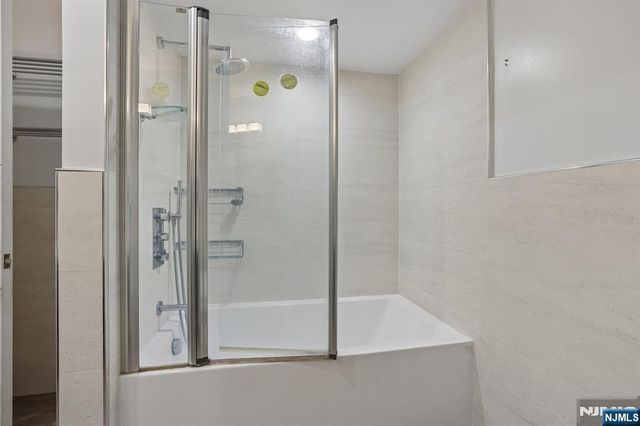 1018 Palisade Avenue 3, Fort Lee, NJ 07024