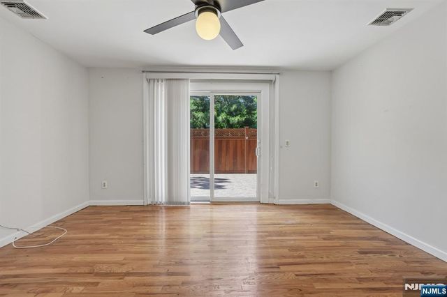 1018 Palisade Avenue 3, Fort Lee, NJ 07024