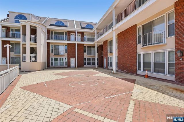 1018 Palisade Avenue 3, Fort Lee, NJ 07024