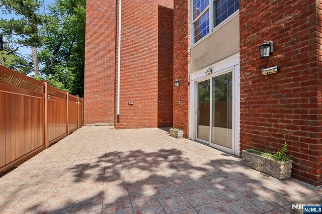 1018 Palisade Avenue 3, Fort Lee, NJ 07024