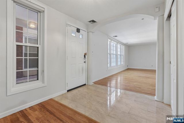 1018 Palisade Avenue 3, Fort Lee, NJ 07024
