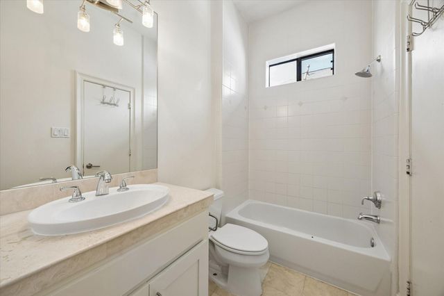 6906 Sewanee Street, Houston, TX 77025