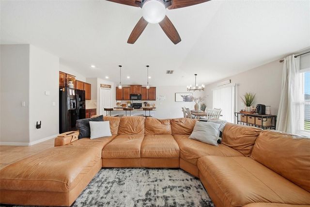 15517 BAWTREE GATE LANE, Sun City Center, FL 33573