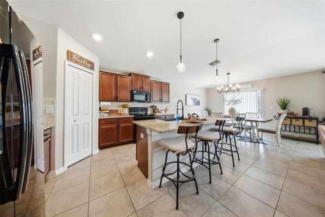 15517 BAWTREE GATE LANE, Sun City Center, FL 33573