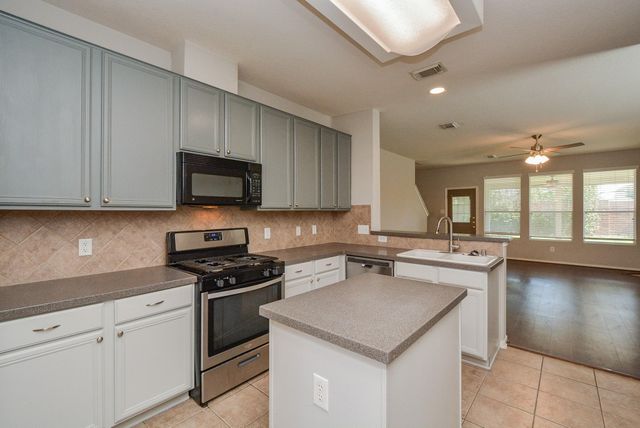 15506 Hickory Dale Street, Cypress, TX 77429