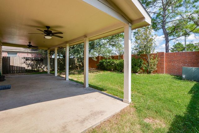15506 Hickory Dale Street, Cypress, TX 77429
