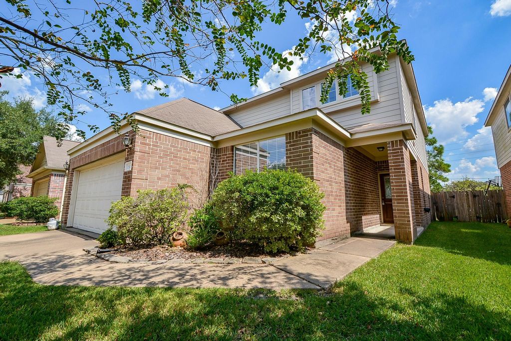 15506 Hickory Dale Street, Cypress, TX 77429