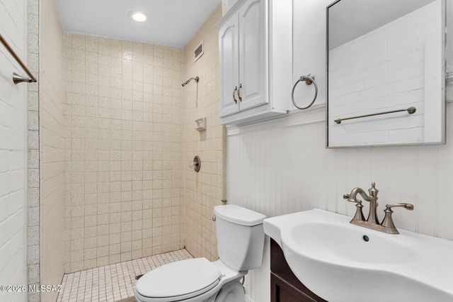 7540 E Poinciana Drive, Tucson, AZ 85730