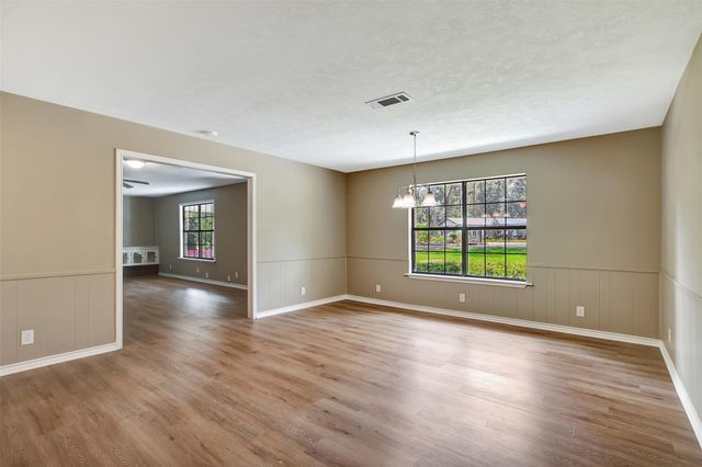 18742 Mink Lake Drive, Magnolia, TX 77355