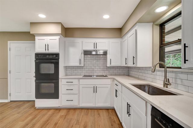 18742 Mink Lake Drive, Magnolia, TX 77355