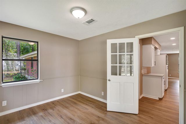 18742 Mink Lake Drive, Magnolia, TX 77355