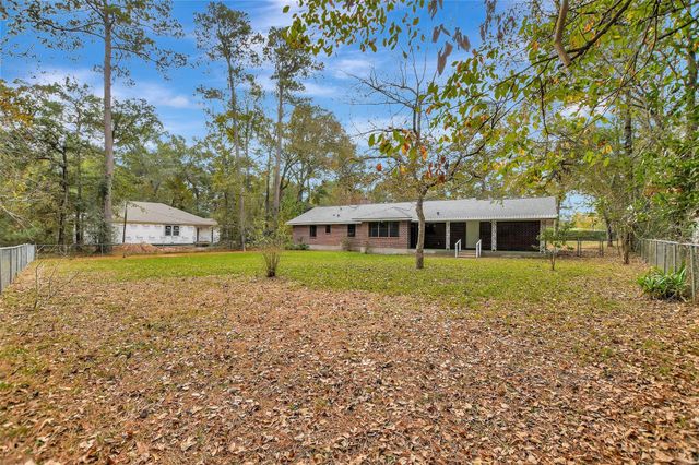 18742 Mink Lake Drive, Magnolia, TX 77355