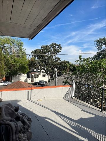 4606 Melbourne Avenue 2, Hollywood, CA 90027