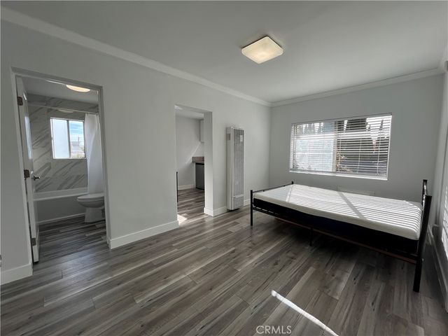 4606 Melbourne Avenue 2, Hollywood, CA 90027