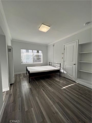 4606 Melbourne Avenue 2, Hollywood, CA 90027