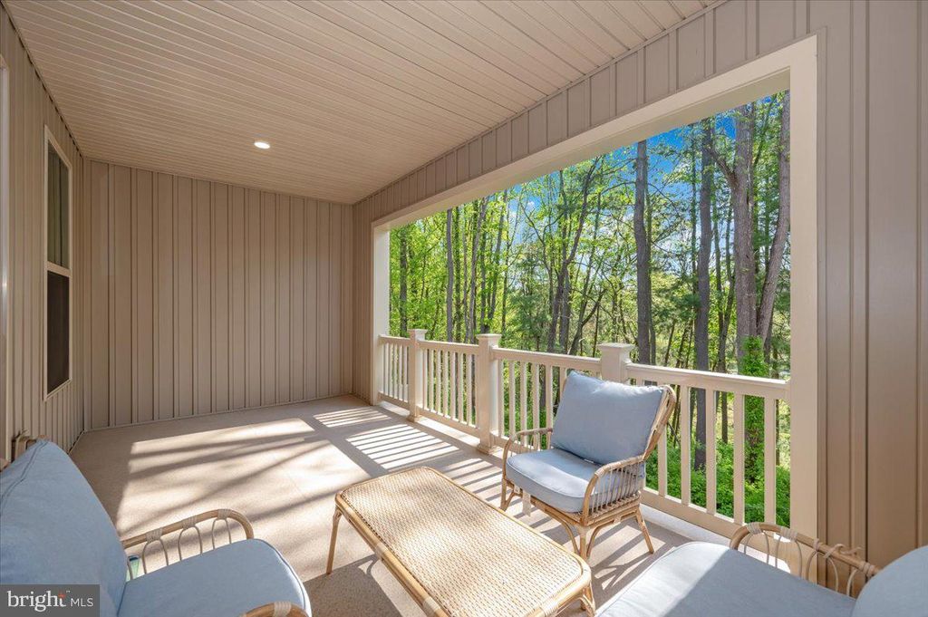 Image 22 of property listing at 6113 STONECAT CT, New Market, MD 21774