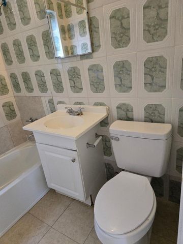 1020 NW 147th Street, Miami, FL 33168