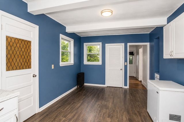 8 Trafton St, Chicopee, MA 01013