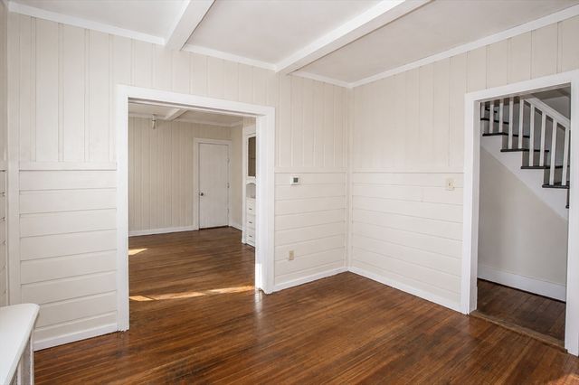 8 Trafton St, Chicopee, MA 01013