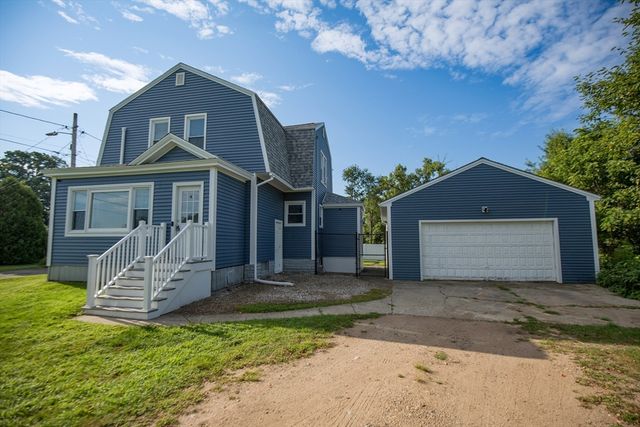8 Trafton St, Chicopee, MA 01013