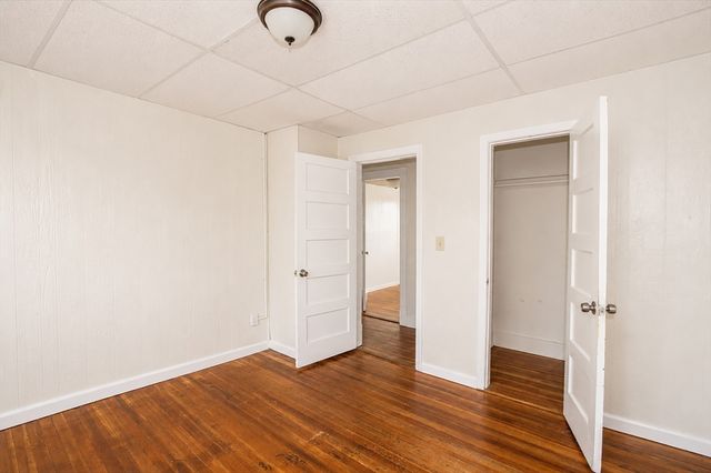 8 Trafton St, Chicopee, MA 01013
