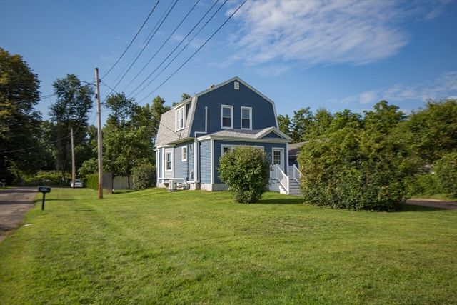 8 Trafton St, Chicopee, MA 01013