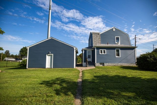 8 Trafton St, Chicopee, MA 01013