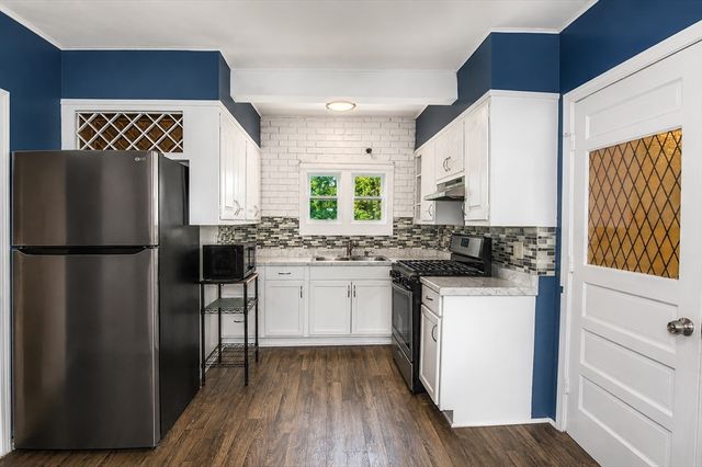 8 Trafton St, Chicopee, MA 01013